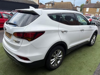 Used Hyundai Santa Fe 2016 for sale - 78964791: Photo
