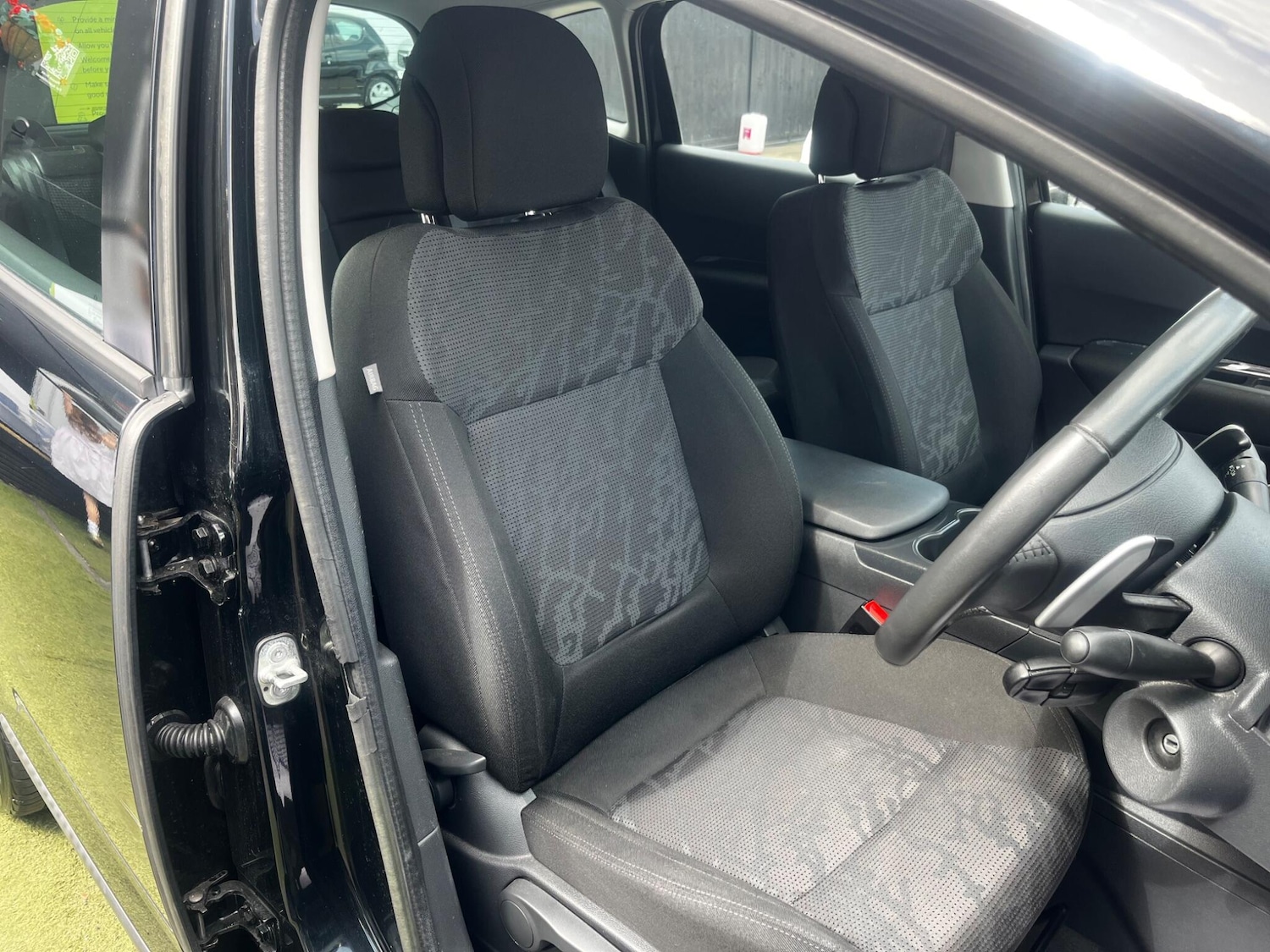 Used Peugeot 3008 2011 for sale - 78210559: Photo 14