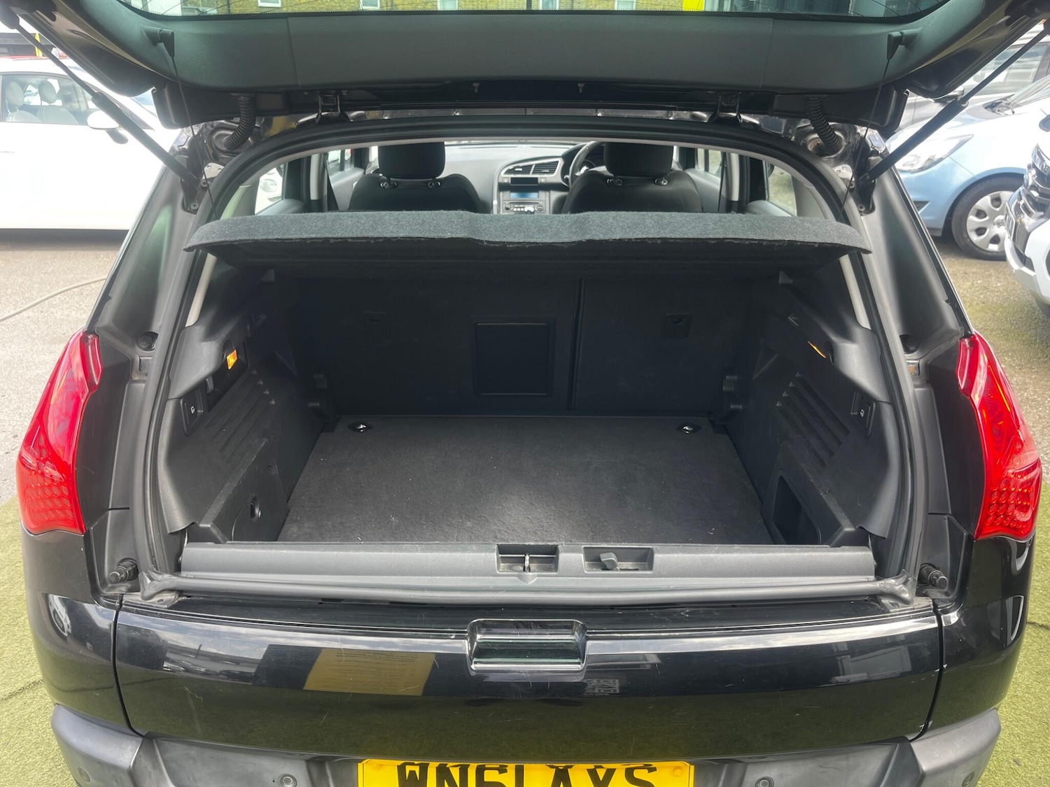 Used Peugeot 3008 2011 for sale - 78210559: Photo 17