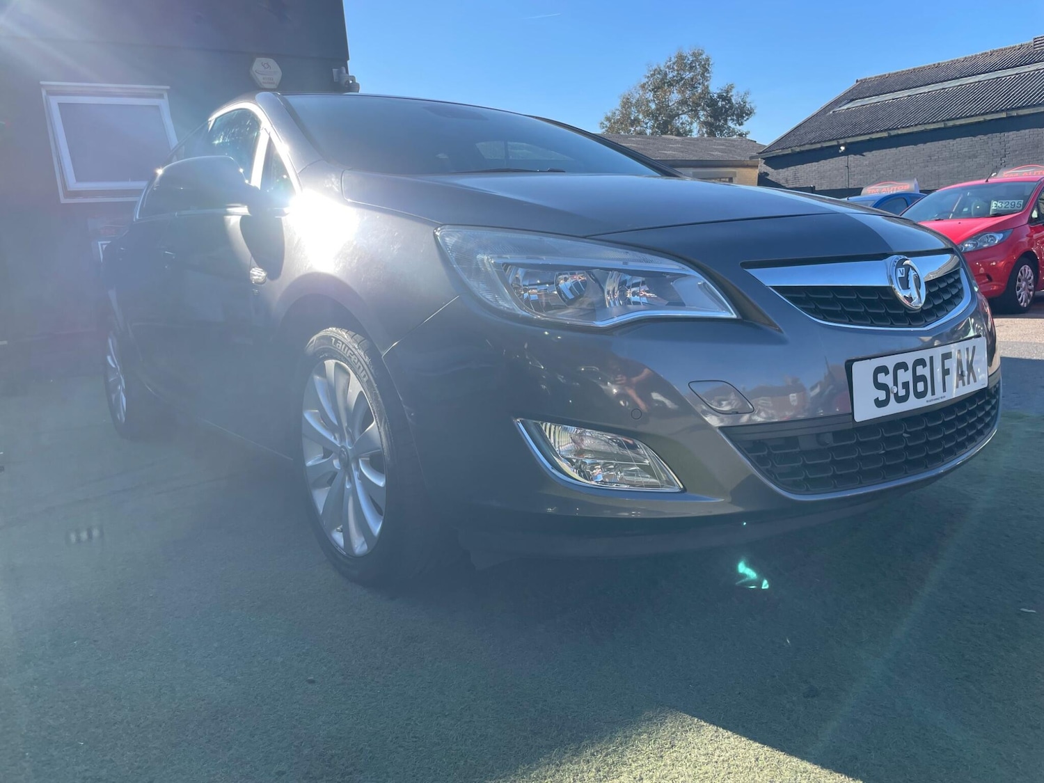 Used Vauxhall Astra 2011 for sale - 78154854: Photo 3