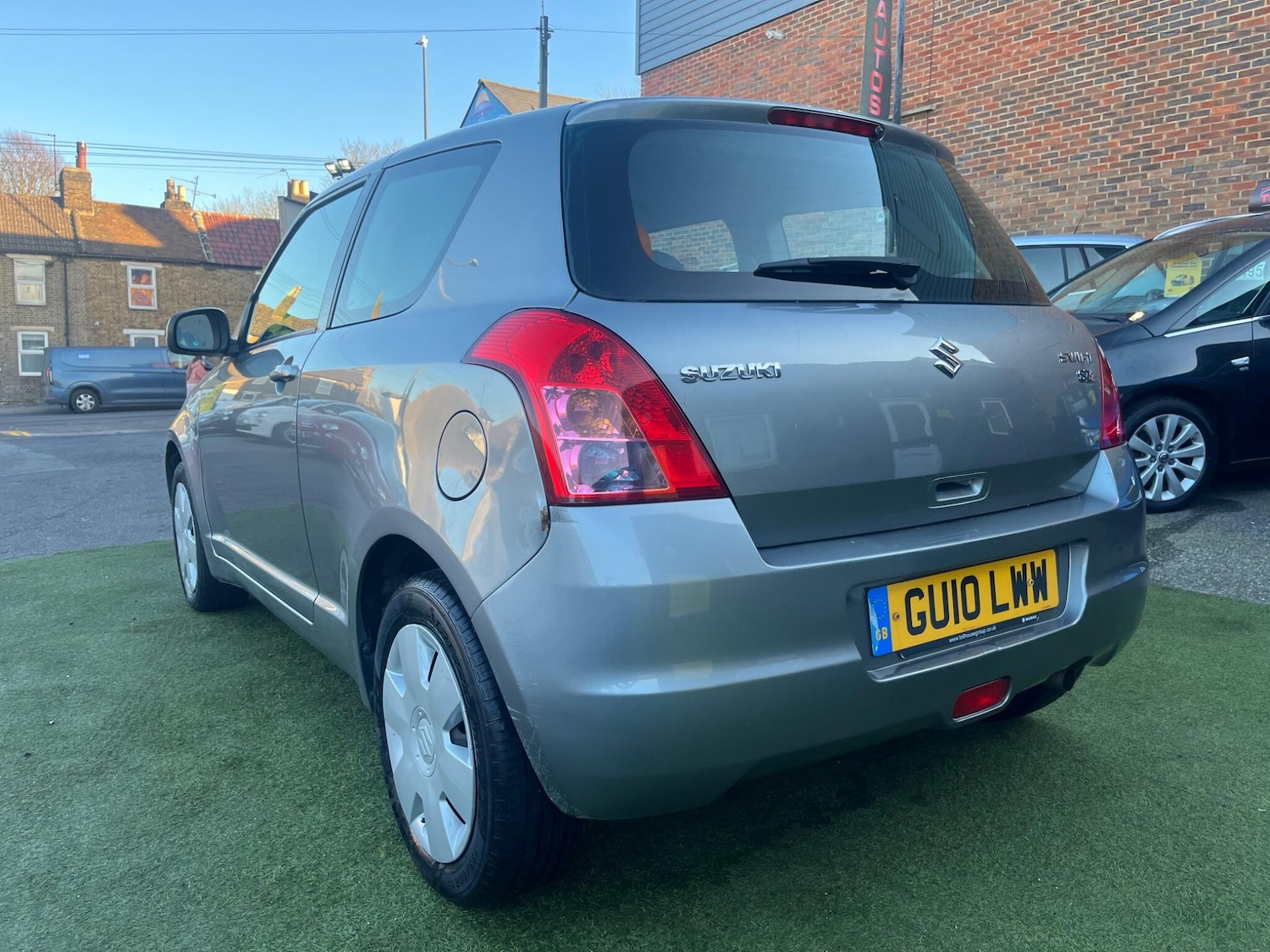 Used Suzuki Swift 2010 for sale - 76653799: Photo 6