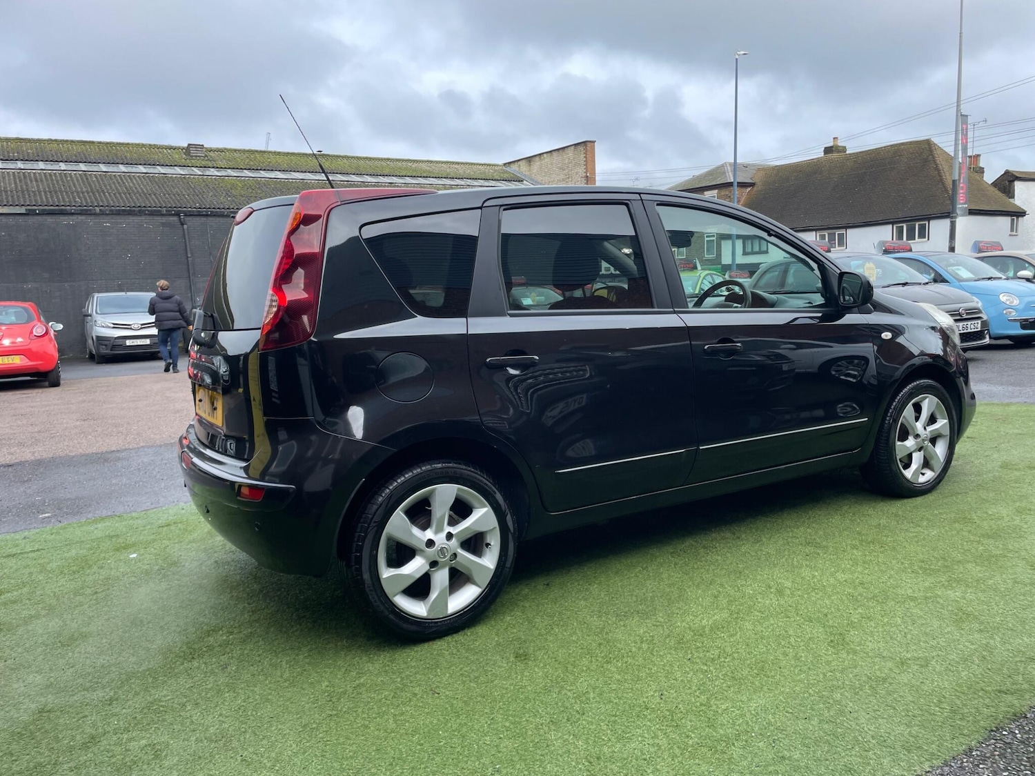 Used Nissan Note 2010 for sale - 77552492: Photo 2