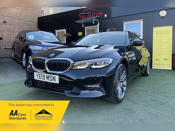 Used BMW 3 Series 2019 for sale - 77976117: Photo