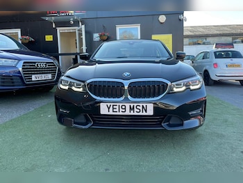 Used BMW 3 Series 2019 for sale - 77976117: Photo
