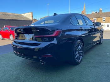 Used BMW 3 Series 2019 for sale - 77976117: Photo