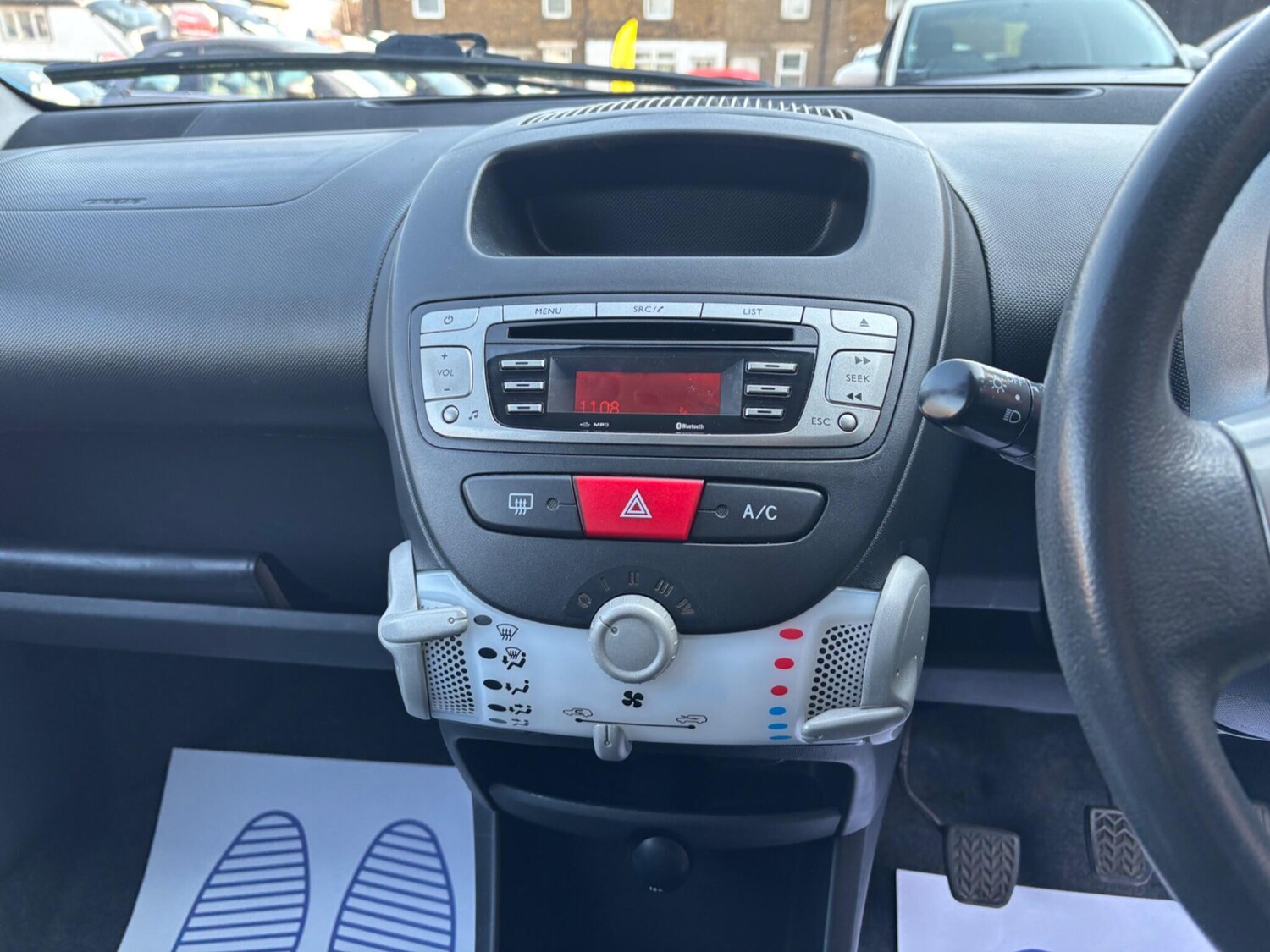 Used Toyota AYGO 2012 for sale - 77951715: Photo 16