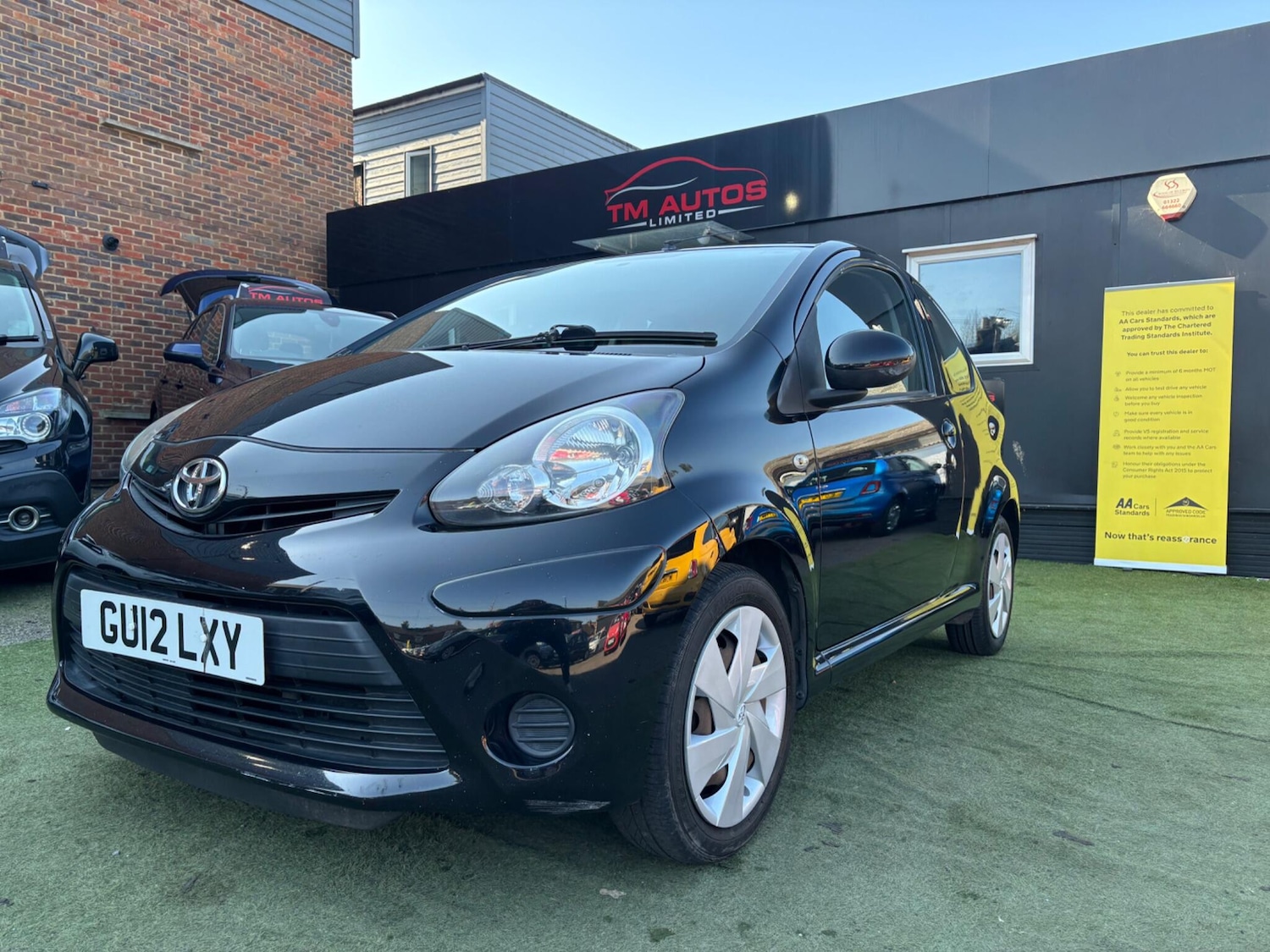 Used Toyota AYGO 2012 for sale - 77951715: Photo 2
