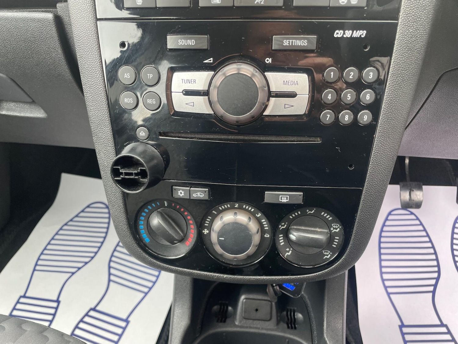 Used Vauxhall Corsa 2013 for sale - 78124836: Photo 25