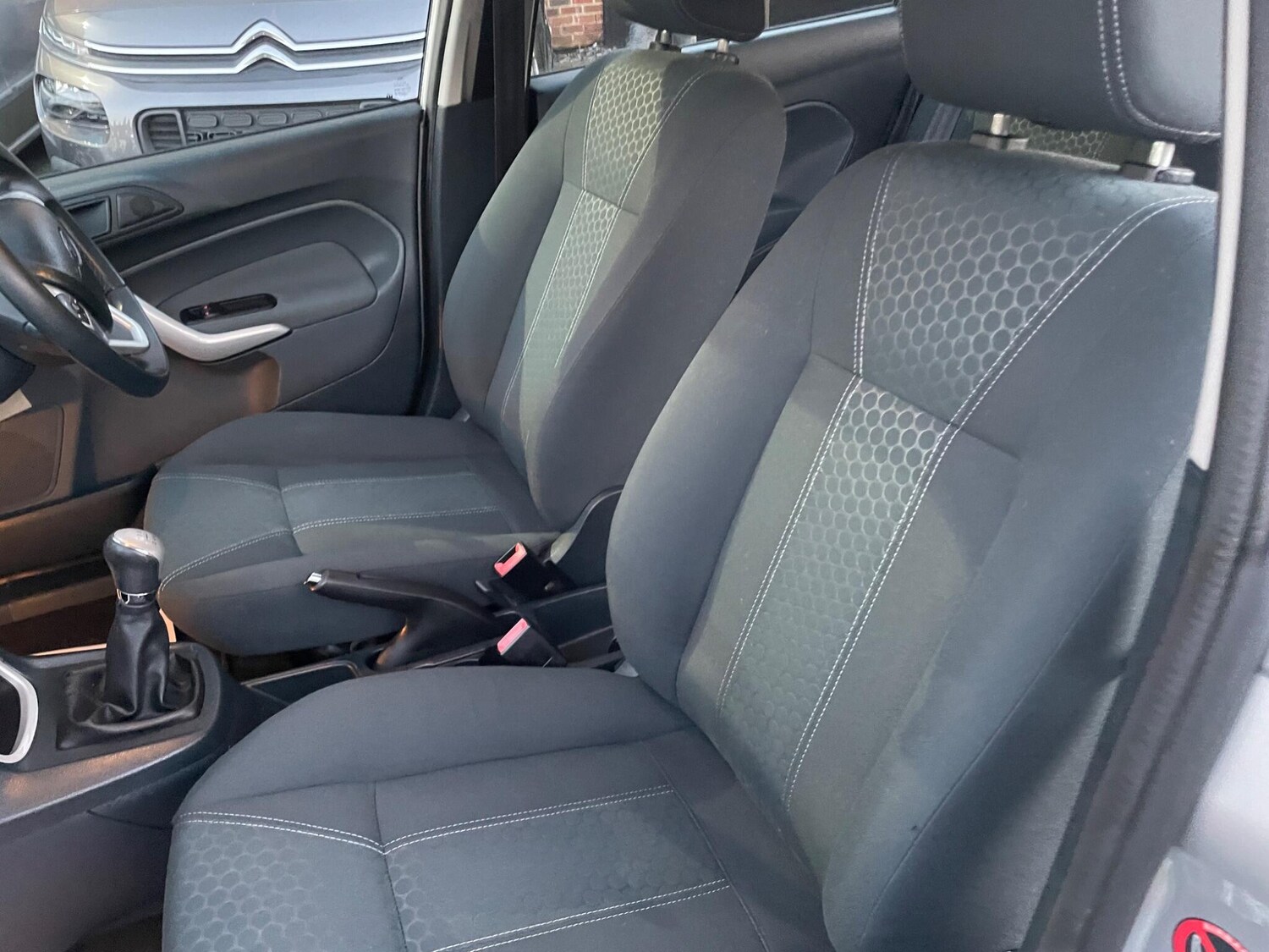 Used Ford Fiesta 2010 for sale - 77927501: Photo 14