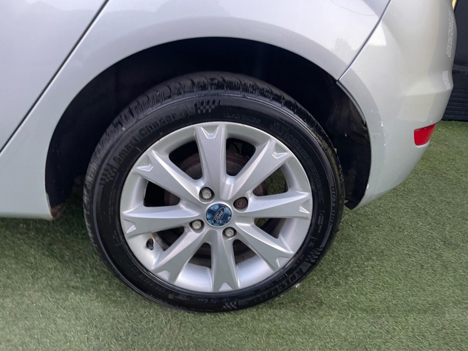 Used Ford Fiesta 2010 for sale - 77927501: Photo 8