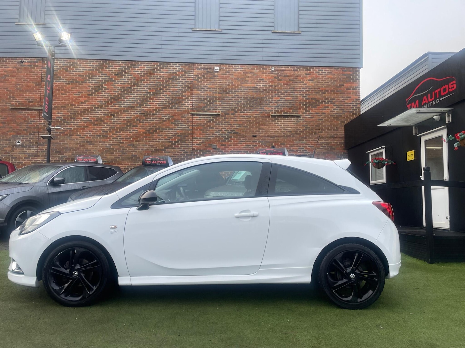 Used Vauxhall Corsa 2015 for sale - 77662628: Photo 8