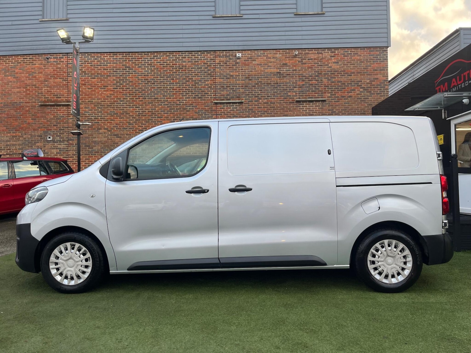 Used Toyota ProAce 2019 for sale - 77368834: Photo 8