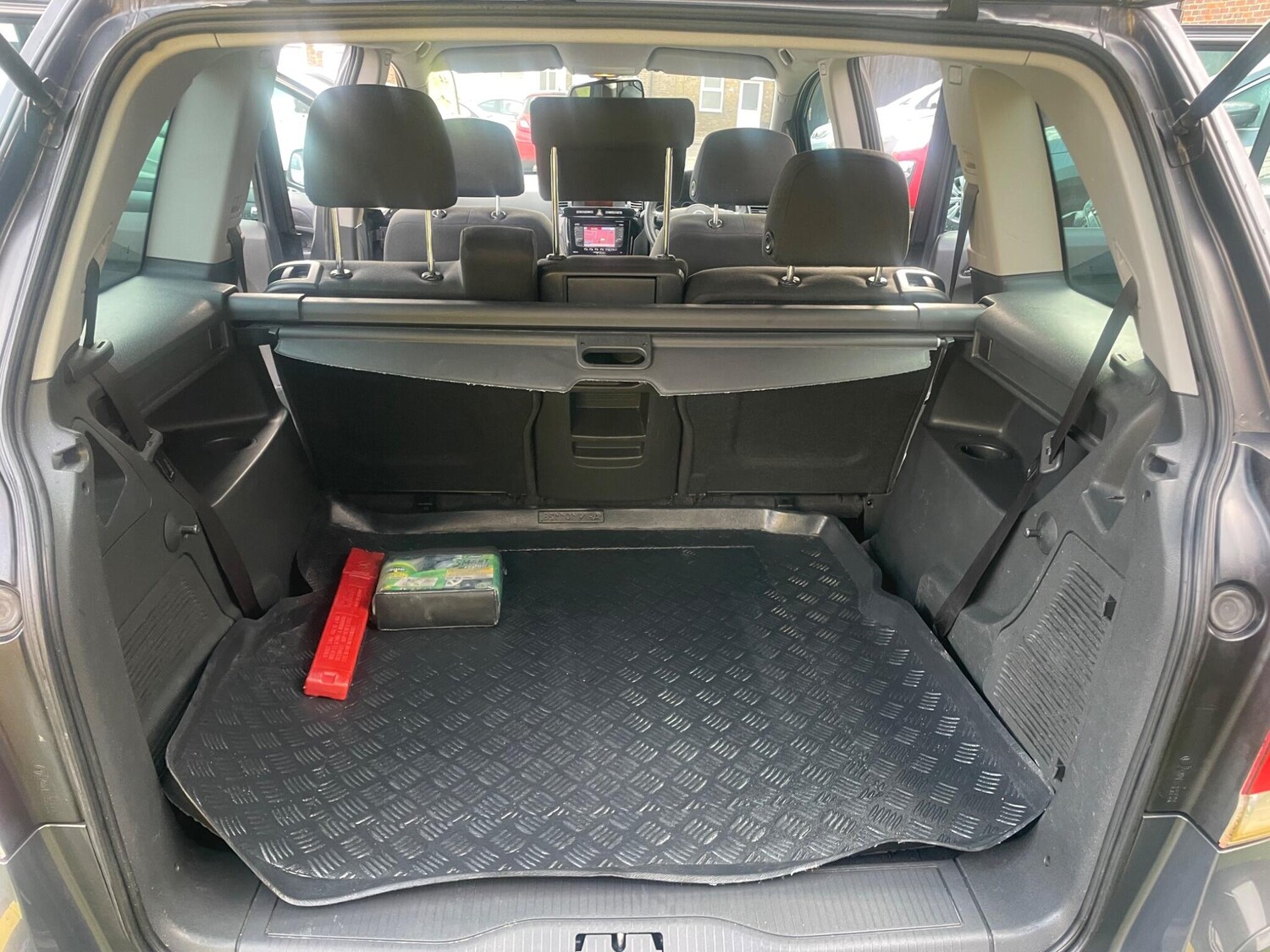 Used Vauxhall Zafira 2013 for sale - 77673983: Photo 23