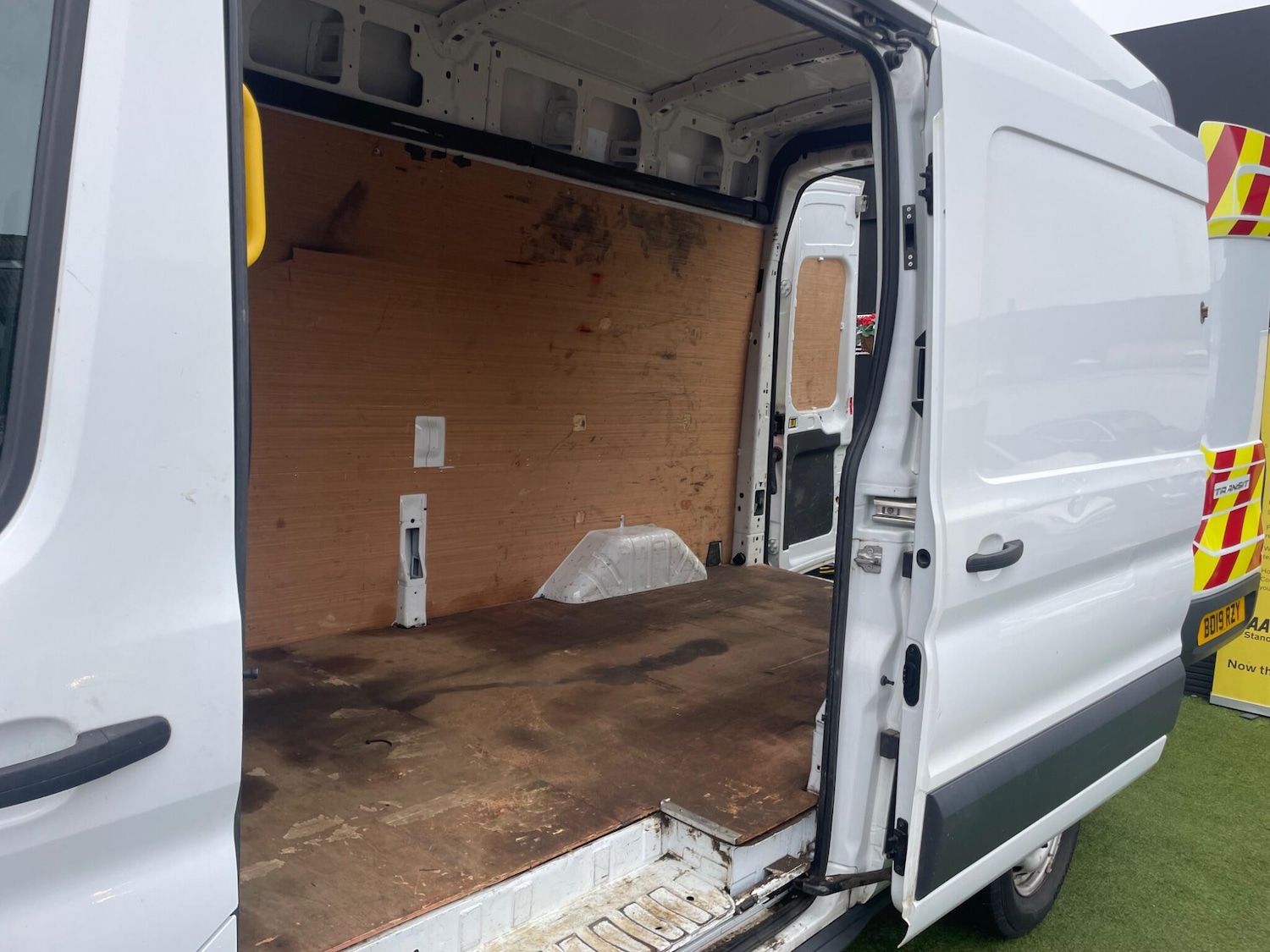 Used Ford Transit 2019 for sale - 77797048: Photo 11