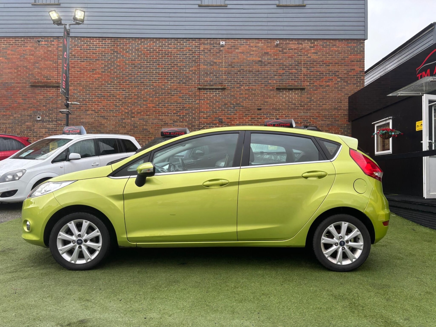 Used Ford Fiesta 2011 for sale - 77542623: Photo 8