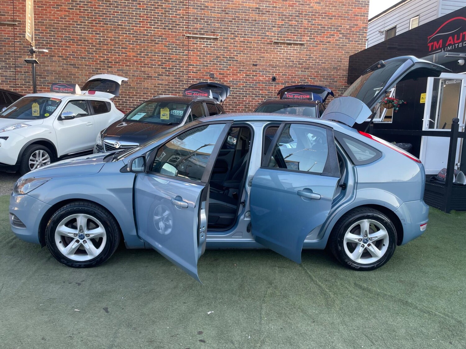 Used Ford Focus 2009 for sale - 77960035: Photo 12