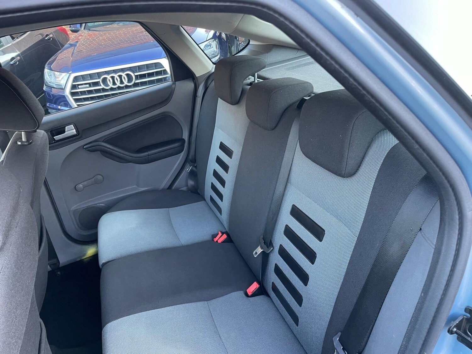 Used Ford Focus 2009 for sale - 77960035: Photo 14