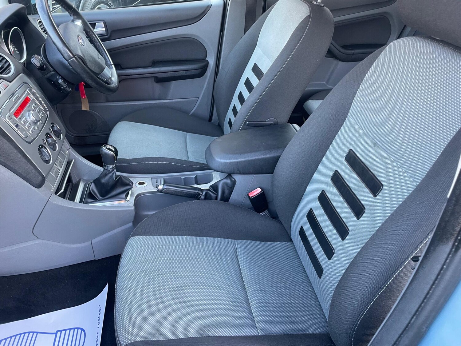 Used Ford Focus 2009 for sale - 77960035: Photo 16