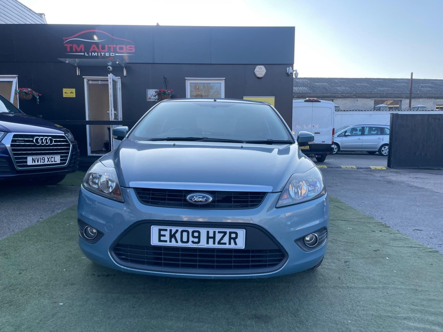 Used Ford Focus 2009 for sale - 77960035: Photo 5