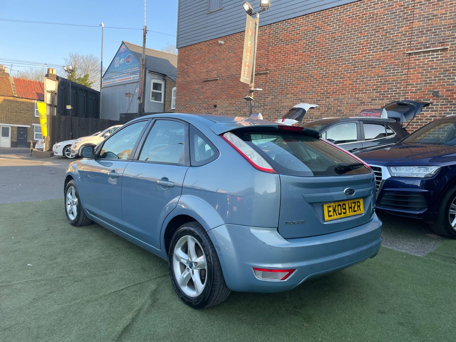 Used Ford Focus 2009 for sale - 77960035: Photo 8