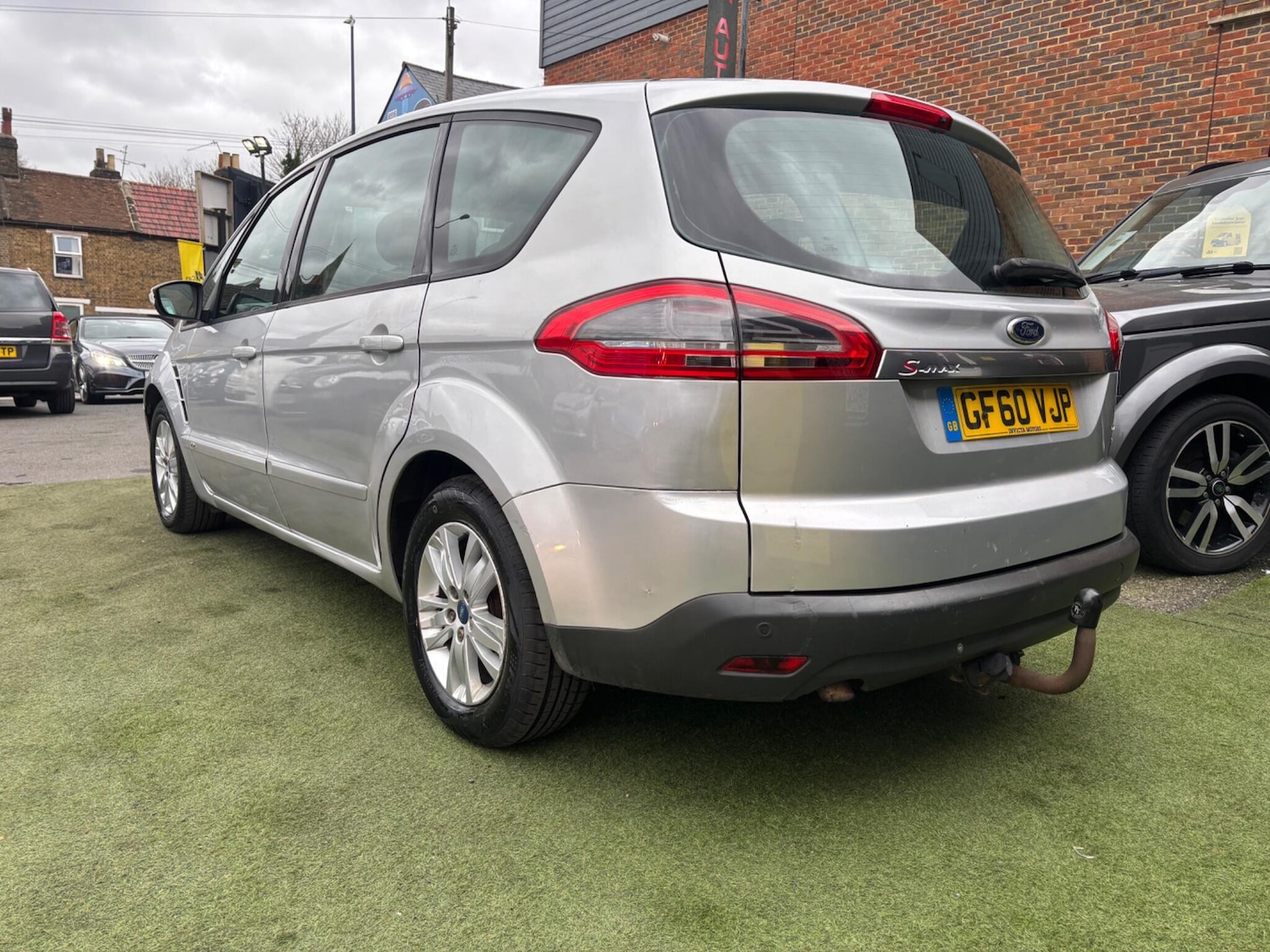 Used Ford S-Max 2010 for sale - 77688219: Photo 8