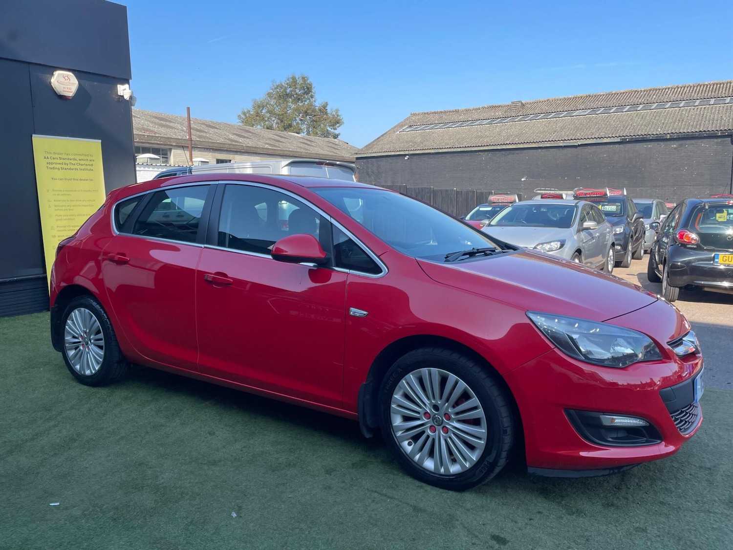 Used Vauxhall Astra for sale - 77997682: Photo 6