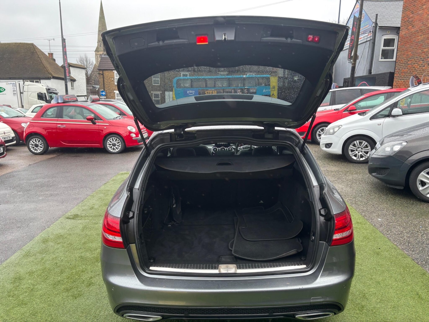 Used Mercedes-Benz C Class 2016 for sale - 77470970: Photo 10