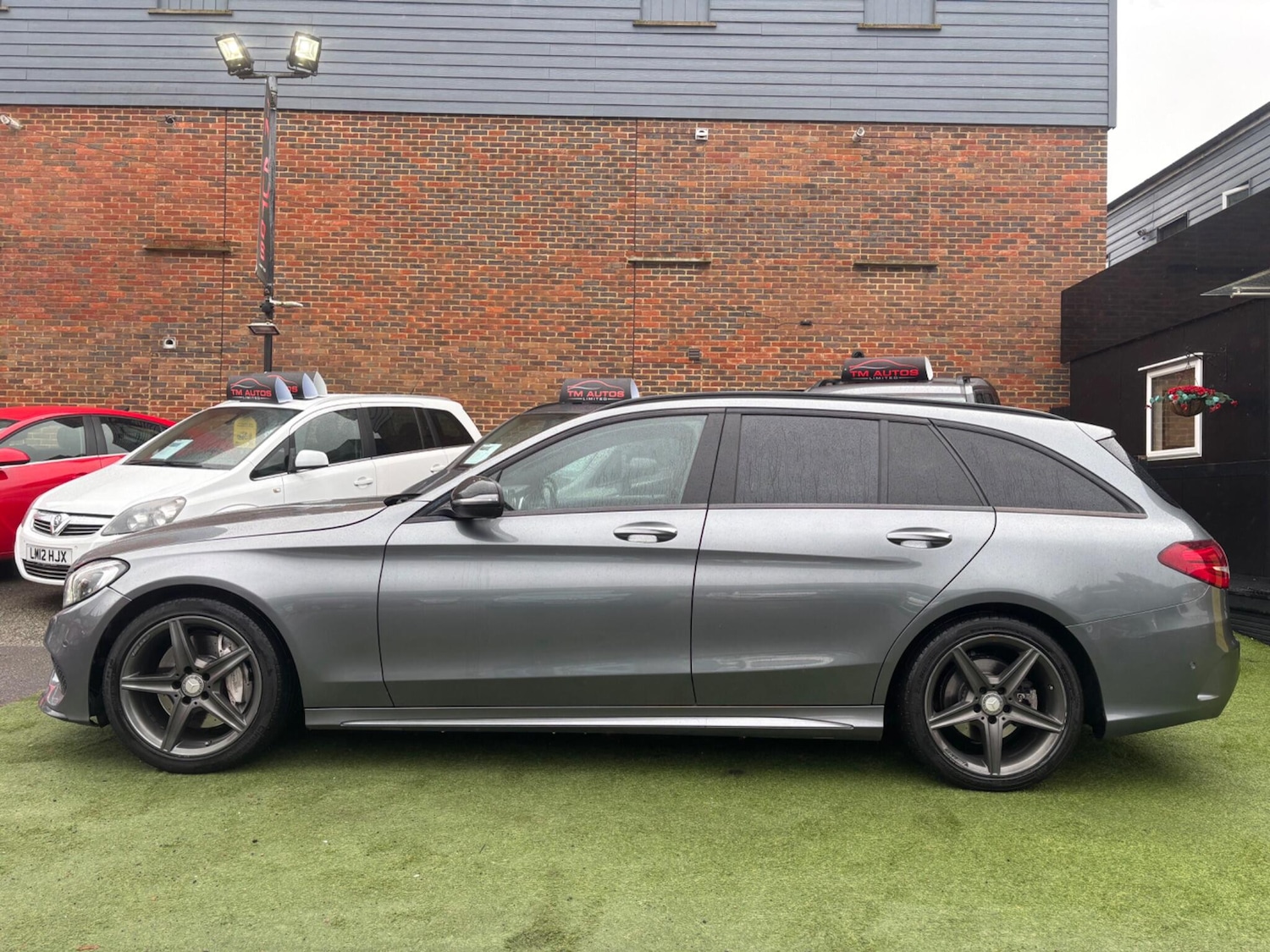 Used Mercedes-Benz C Class 2016 for sale - 77470970: Photo 8