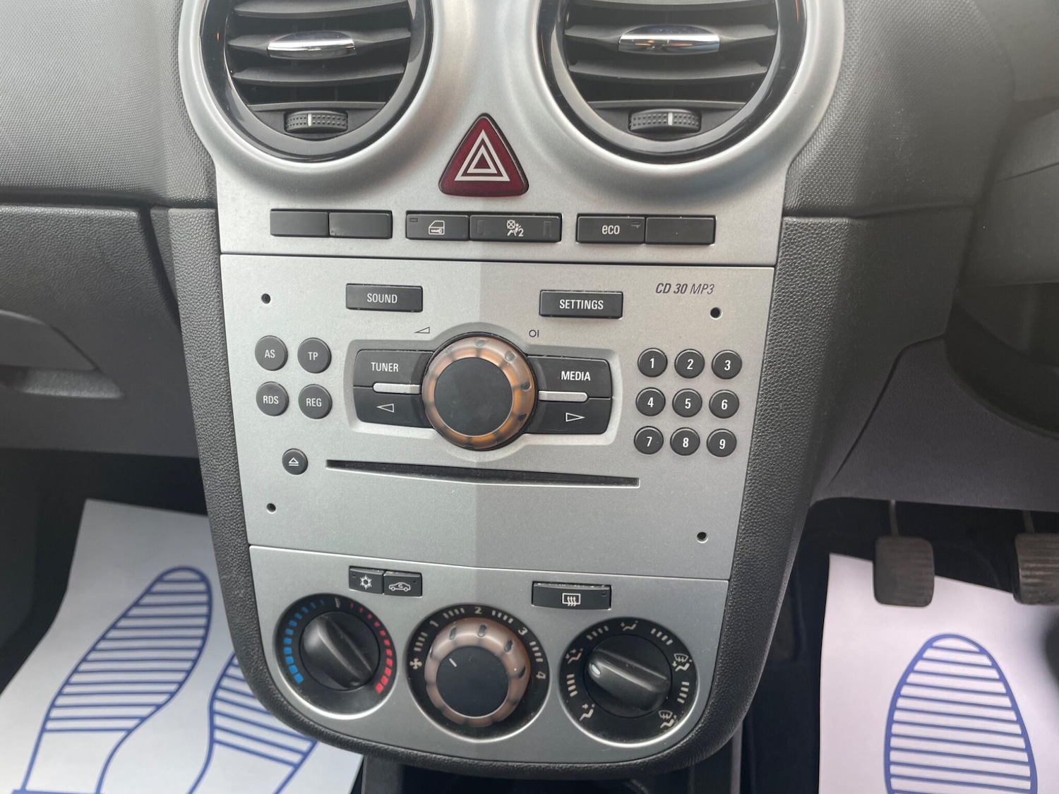 Used Vauxhall Corsa 2014 for sale - 77779437: Photo 21