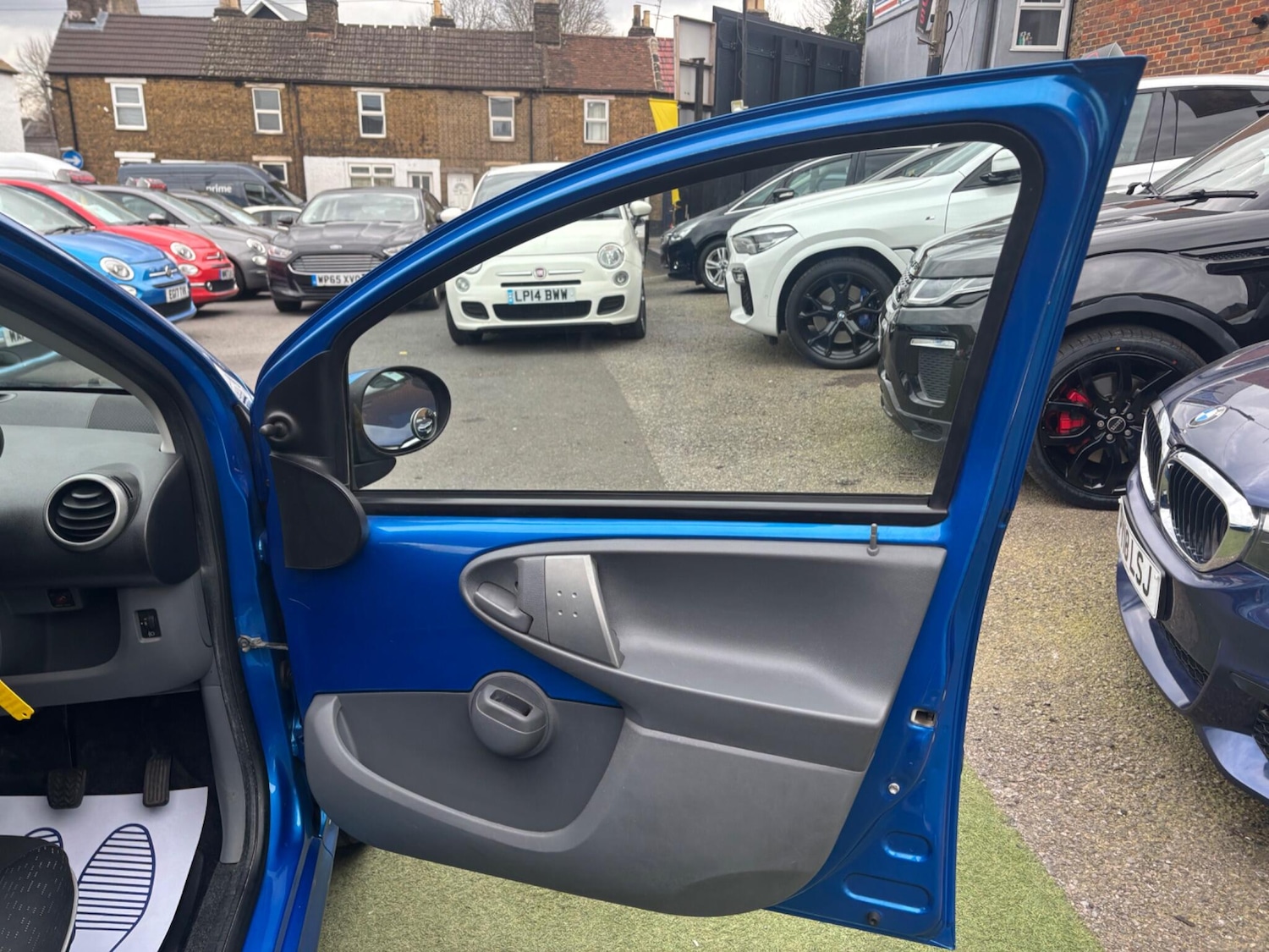 Used Peugeot 107 2010 for sale - 78084025: Photo 14