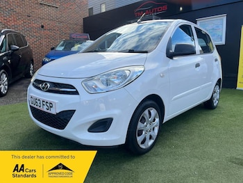 Used Hyundai i10 2013 for sale - 76426299: Photo