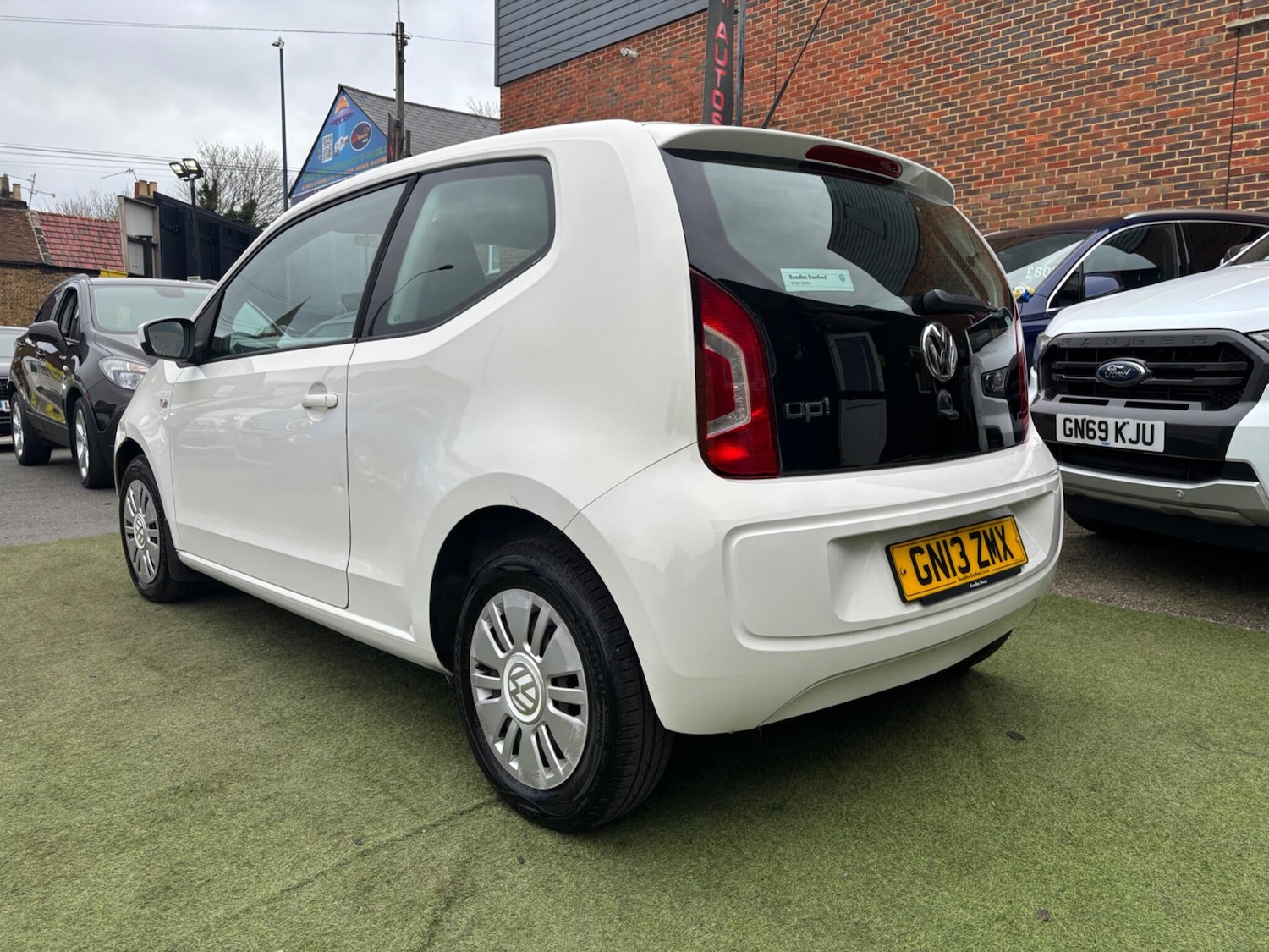 Used Volkswagen up! 2013 for sale - 78043279: Photo 6