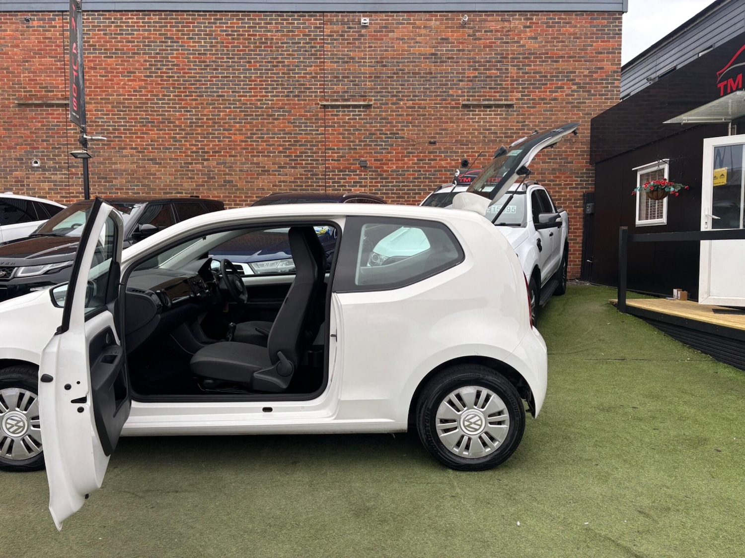 Used Volkswagen up! 2013 for sale - 78043279: Photo 7