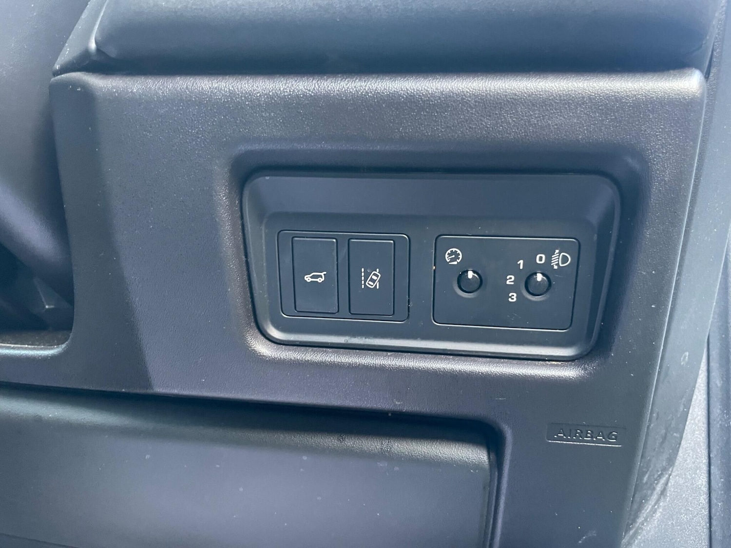 Used Land Rover Discovery Sport 2017 for sale - 77033589: Photo 24