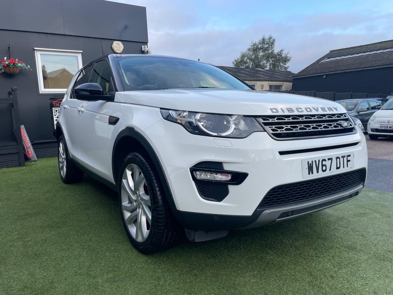 Used Land Rover Discovery Sport 2017 for sale - 77033589: Photo 3