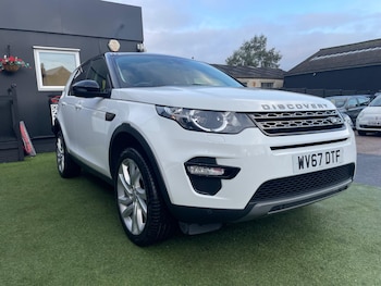 Used Land Rover Discovery Sport 2017 for sale - 77033589: Photo