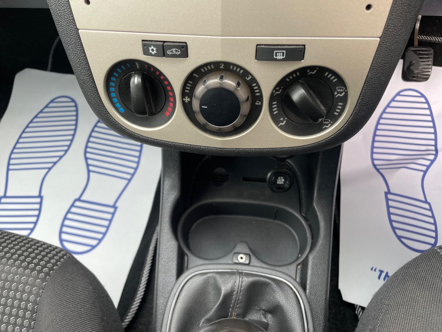 Used Vauxhall Corsa 2010 for sale - 77552495: Photo 21