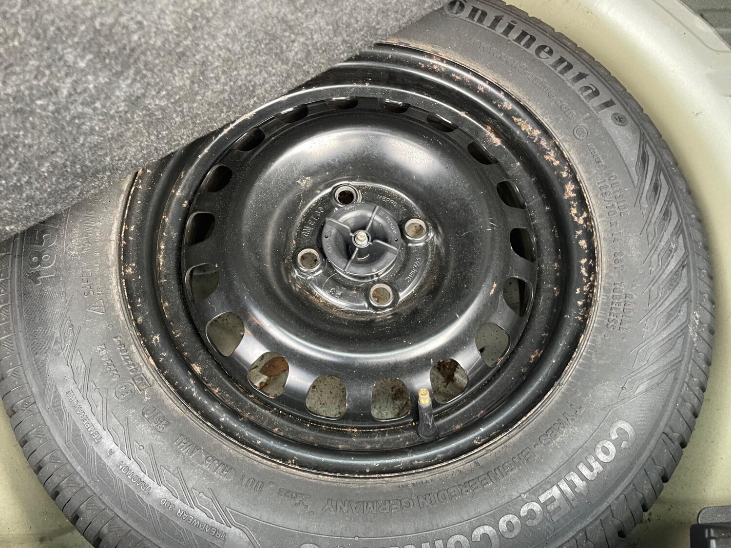 Used Vauxhall Corsa 2010 for sale - 77552495: Photo 9