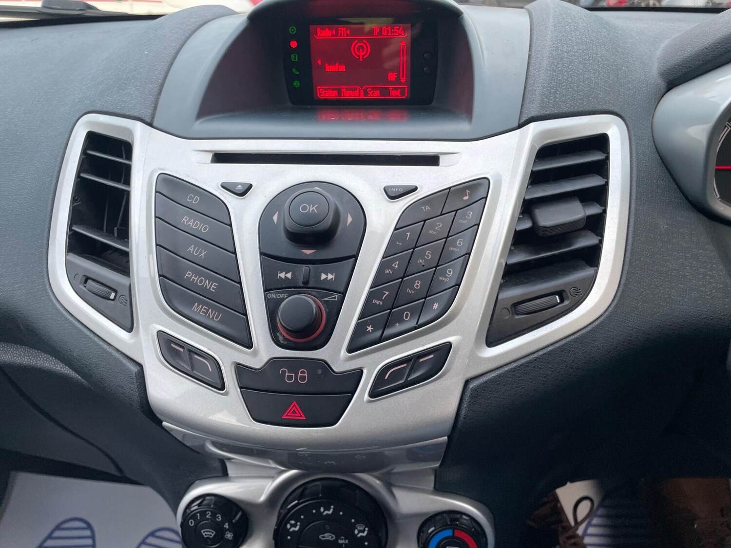 Used Ford Fiesta 2012 for sale - 77368842: Photo 23