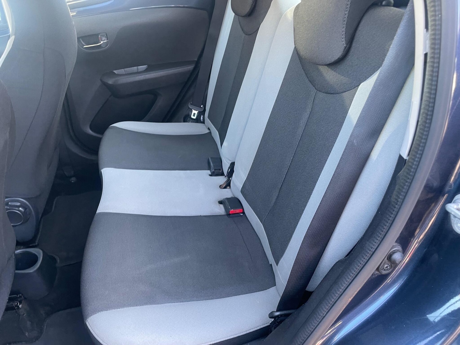 Used Toyota AYGO 2017 for sale - 78201531: Photo 19