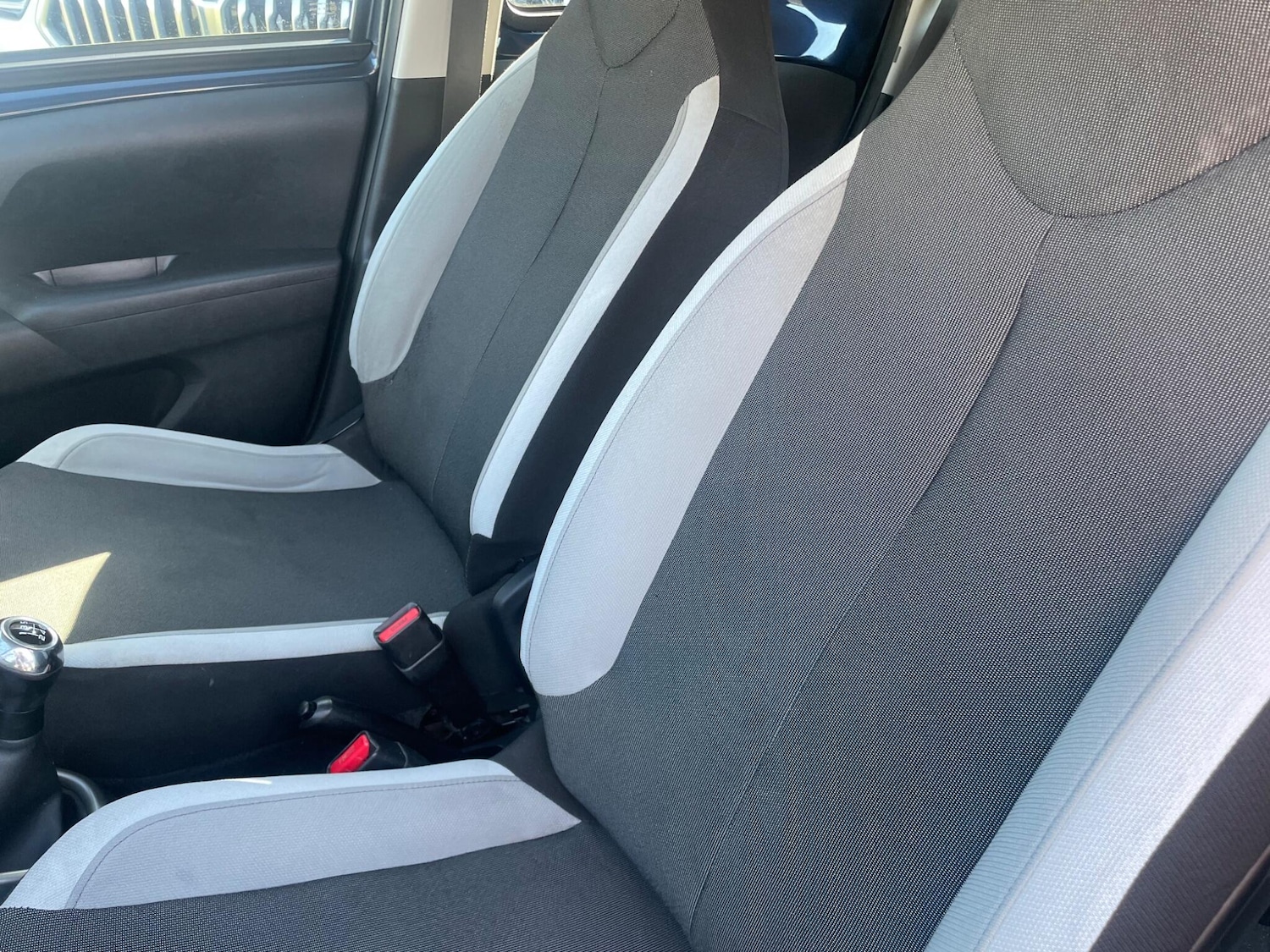 Used Toyota AYGO 2017 for sale - 78201531: Photo 23