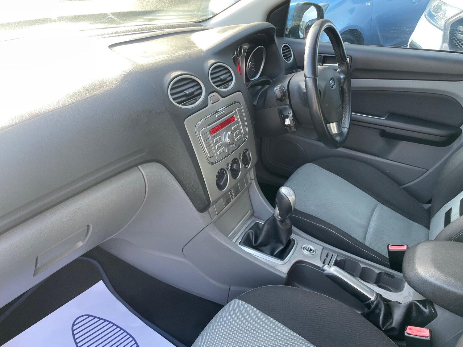 Used Ford Focus 2010 for sale - 78107093: Photo 17