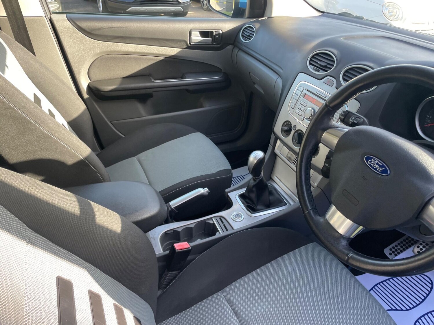 Used Ford Focus 2010 for sale - 78107093: Photo 23