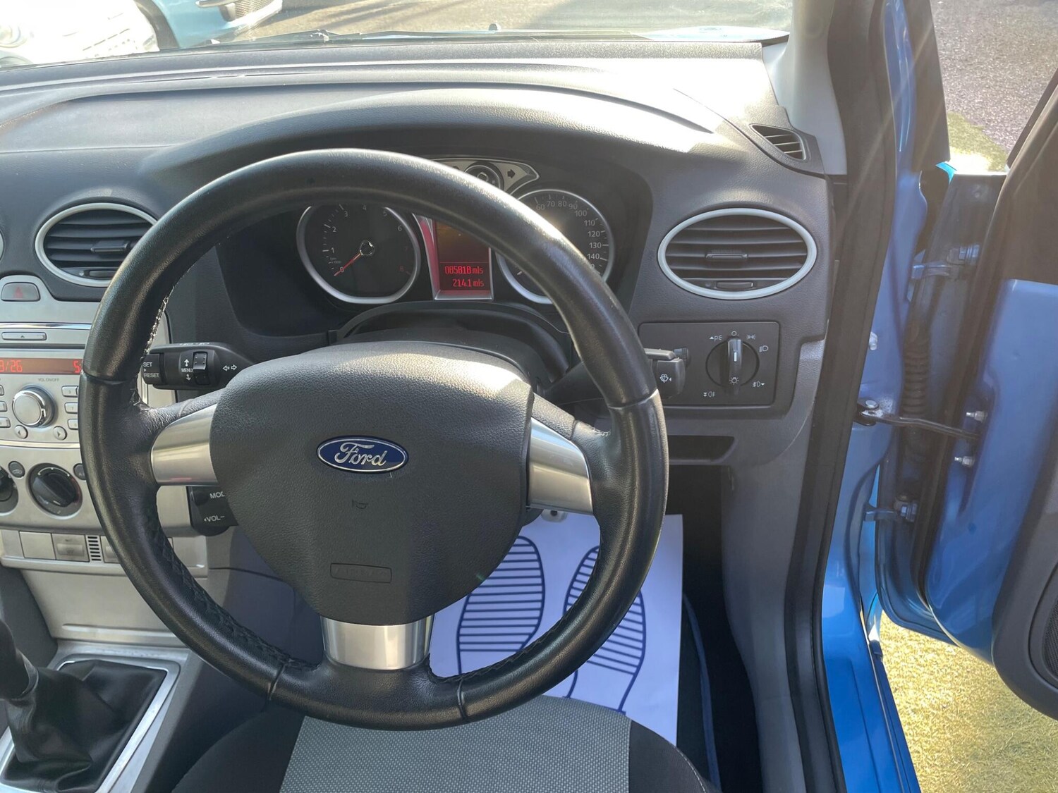 Used Ford Focus 2010 for sale - 78107093: Photo 24