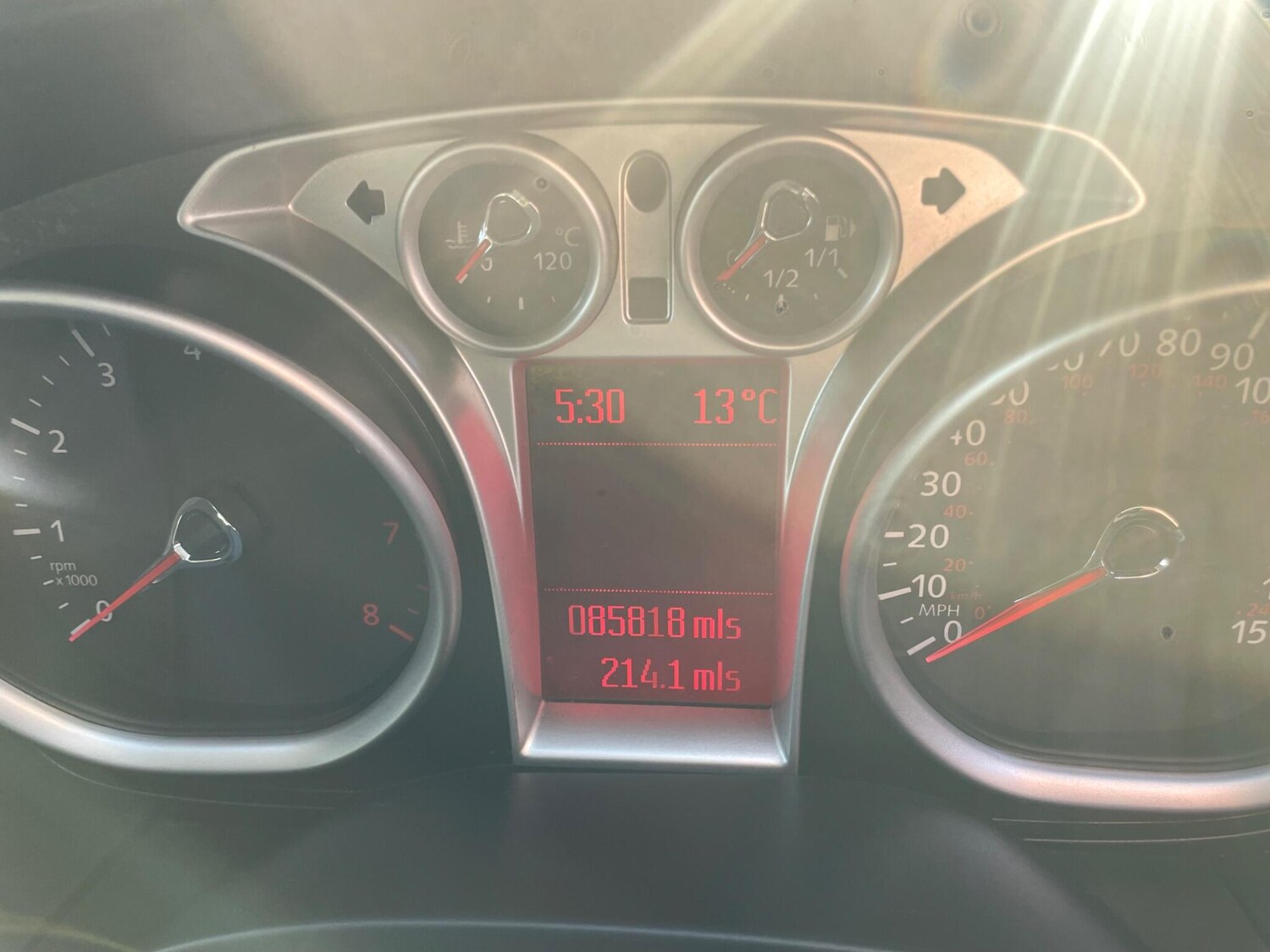 Used Ford Focus 2010 for sale - 78107093: Photo 26