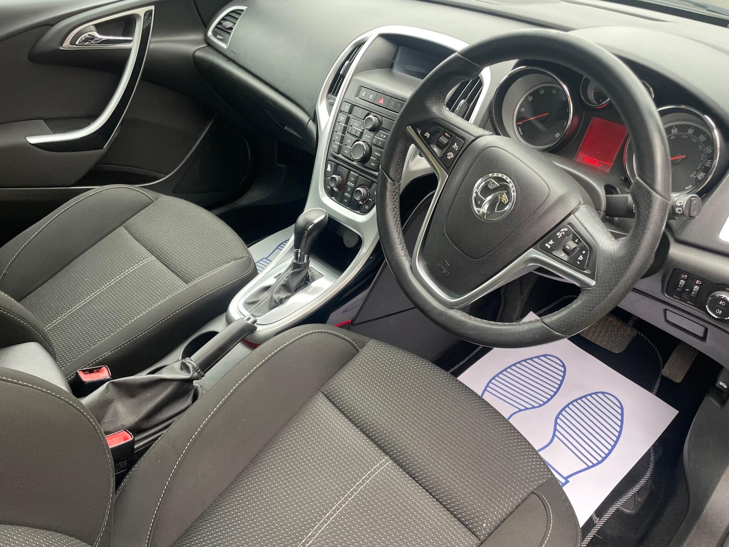 Used Vauxhall Astra 2013 for sale - 77795202: Photo 24