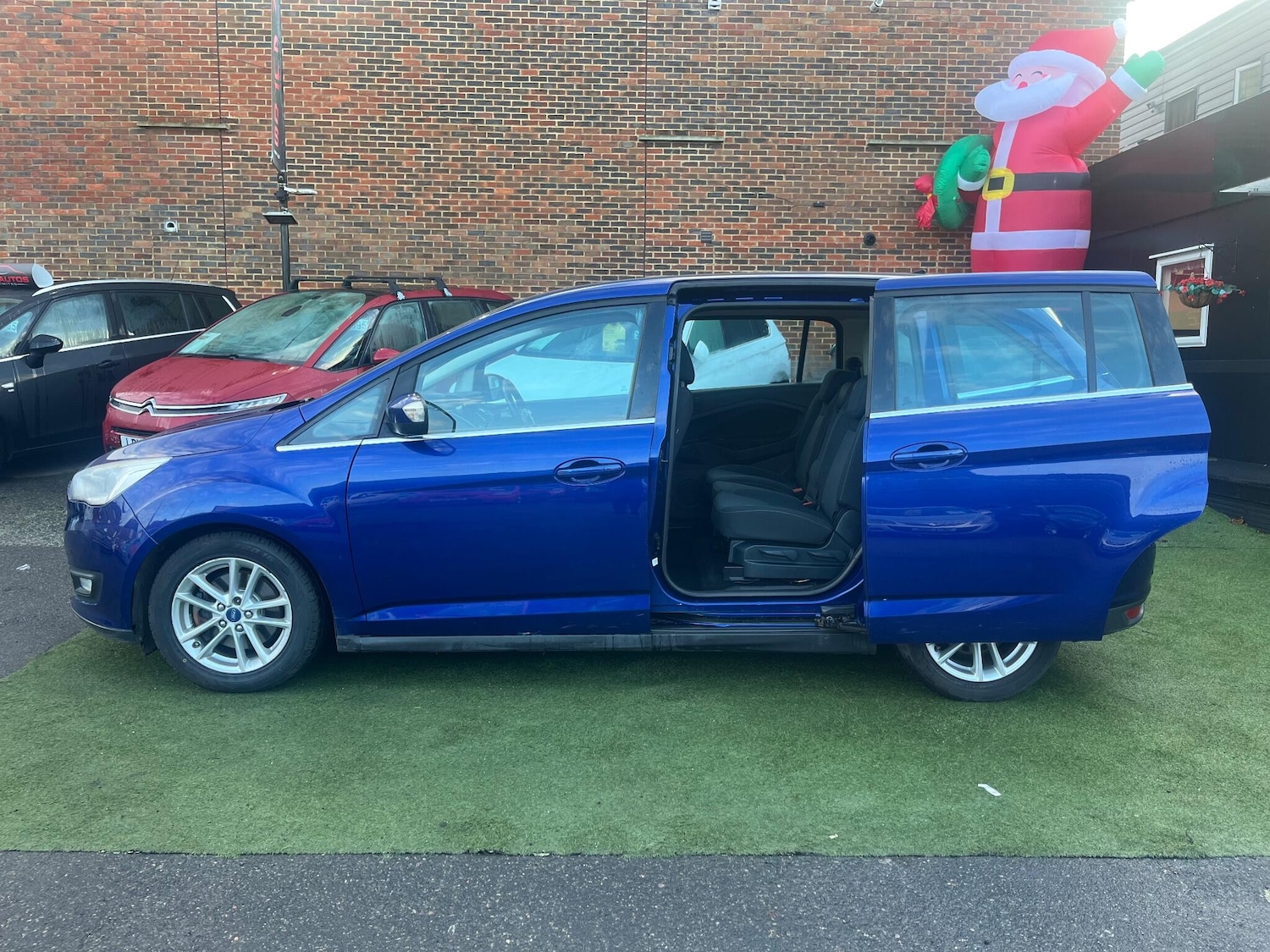 Used Ford Grand C-Max 2016 for sale - 77056243: Photo 8