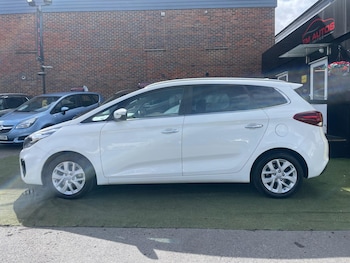 Used Kia Carens 2018 for sale - 78223949: Photo