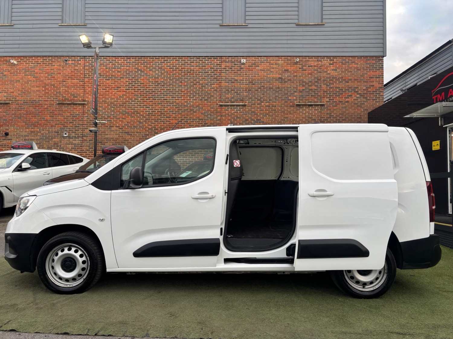 Used Vauxhall Combo for sale - 78092262: Photo 11