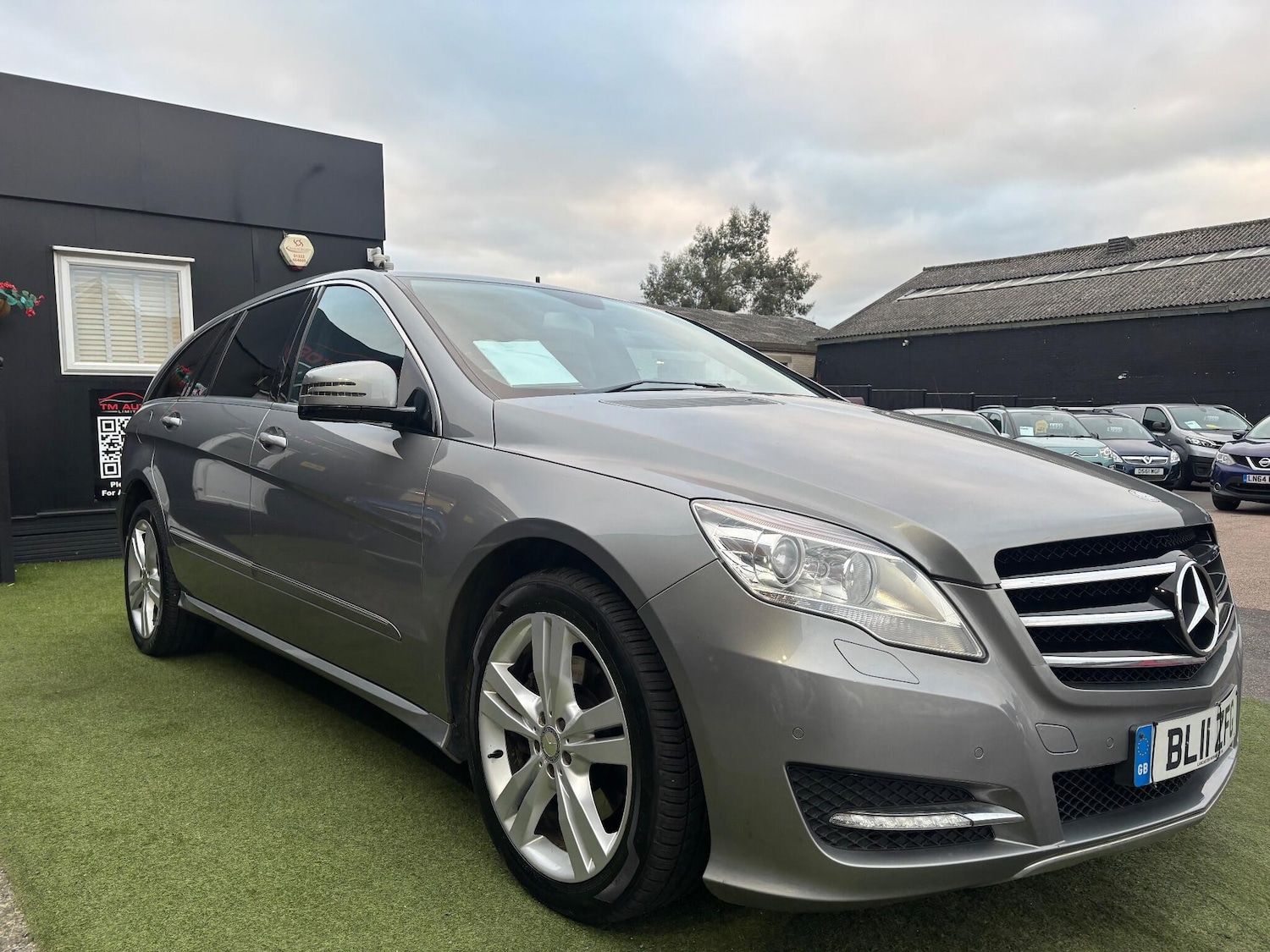Used Mercedes-Benz R Class 2011 for sale - 76648113: Photo 4